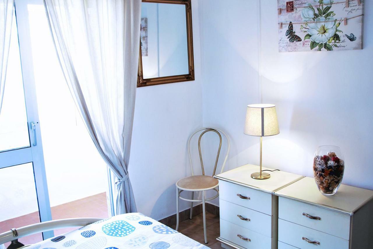 Апартаменты Apartamento T1, 50 Metros Da Praia Картейра Экстерьер фото